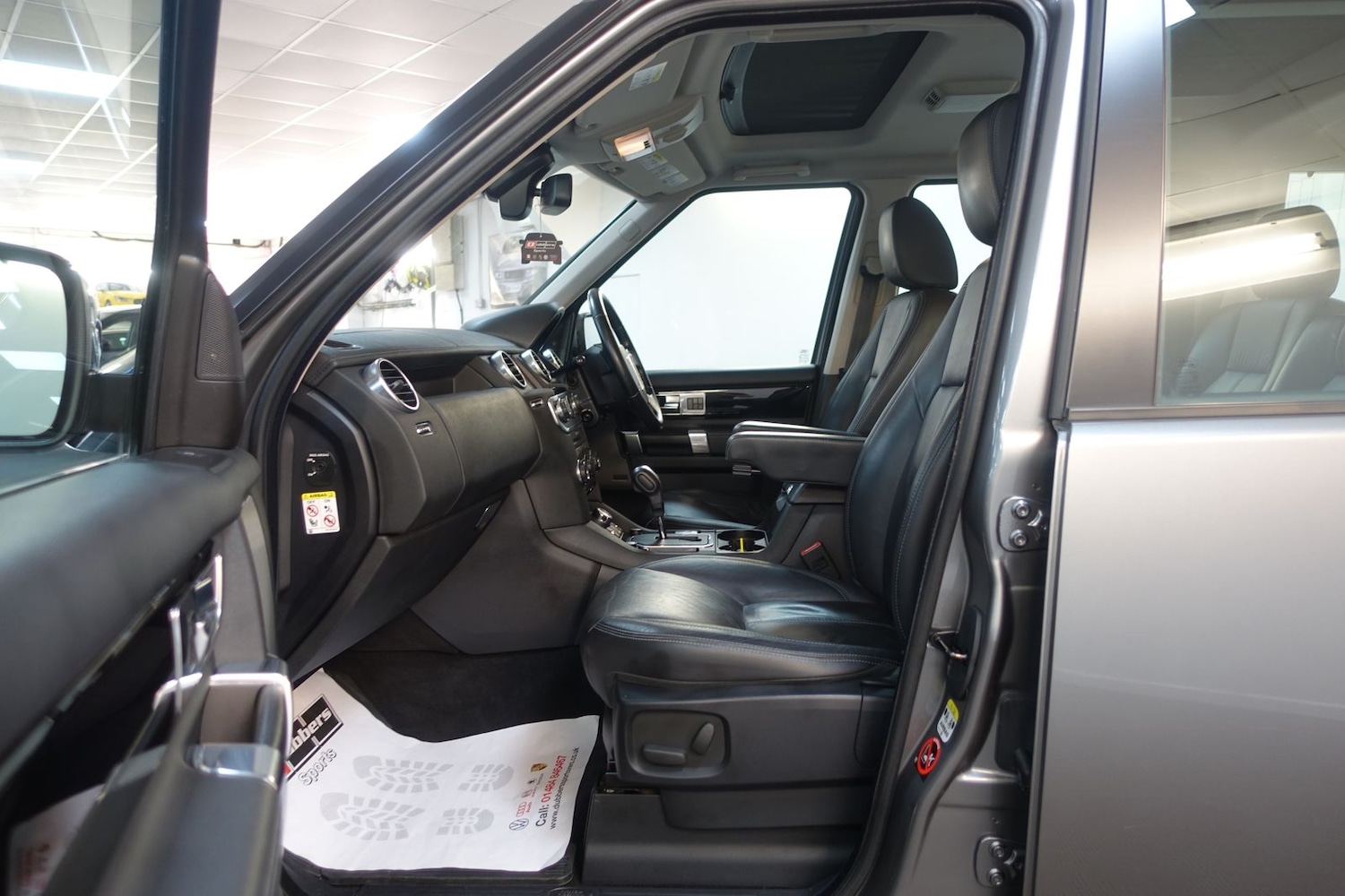 Used Land Rover Discovery 4 2011 for sale - 76232901: Photo 43