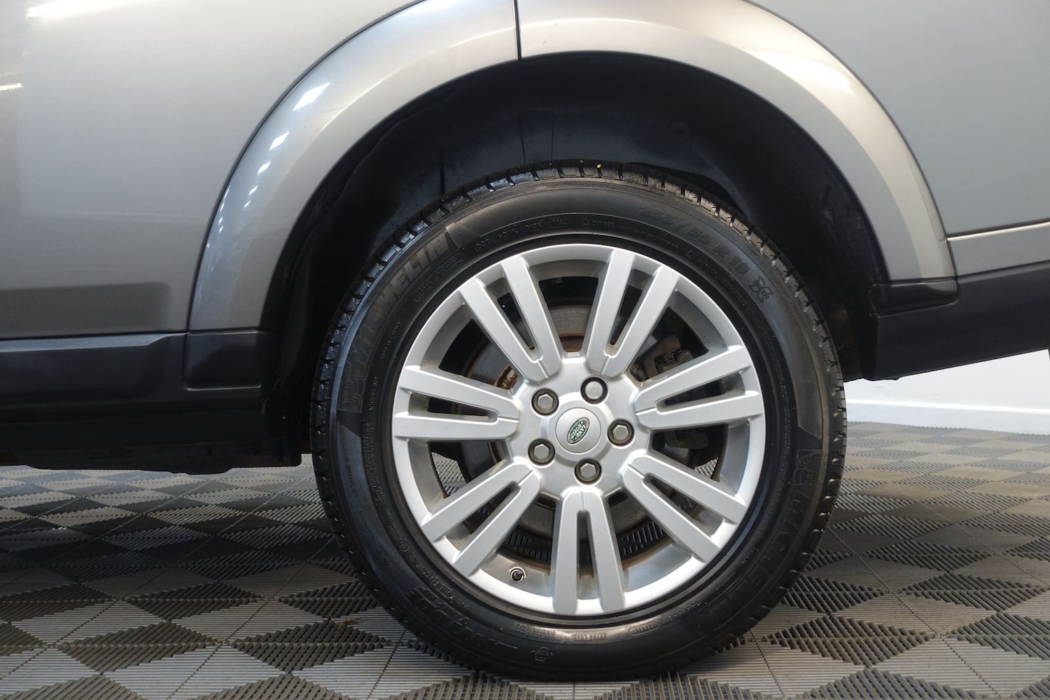 Used Land Rover Discovery 4 2011 for sale - 76232901: Photo 58