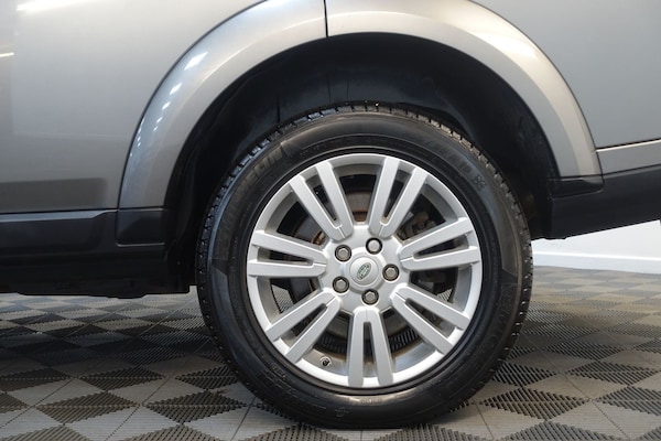 Used Land Rover Discovery 4 2011 for sale - 76232901: Photo 59