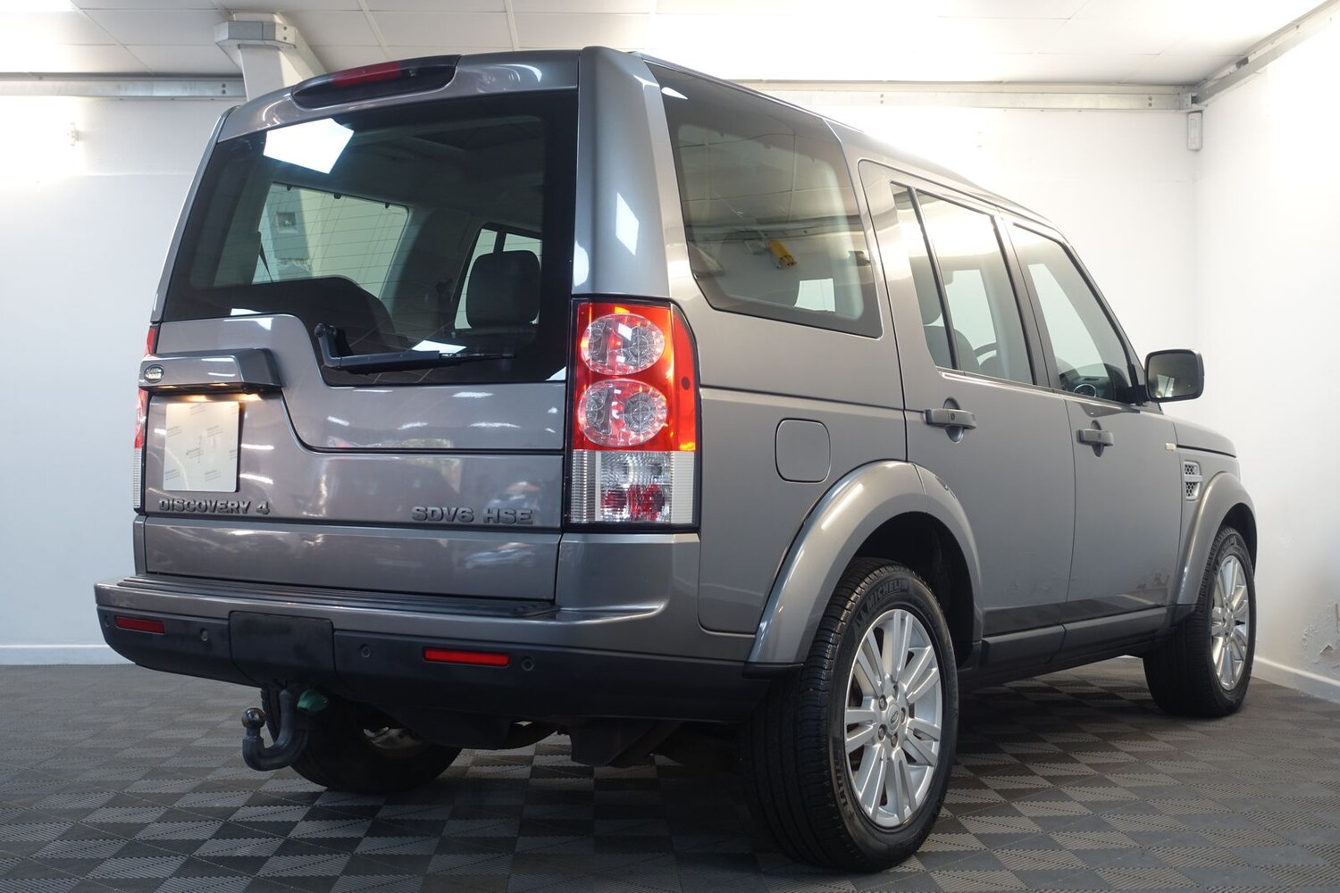 Used Land Rover Discovery 4 2011 for sale - 76232901: Photo 98