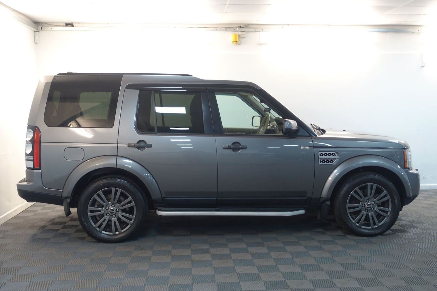 Used Land Rover Discovery 2010 for sale - 77560766: Photo 80