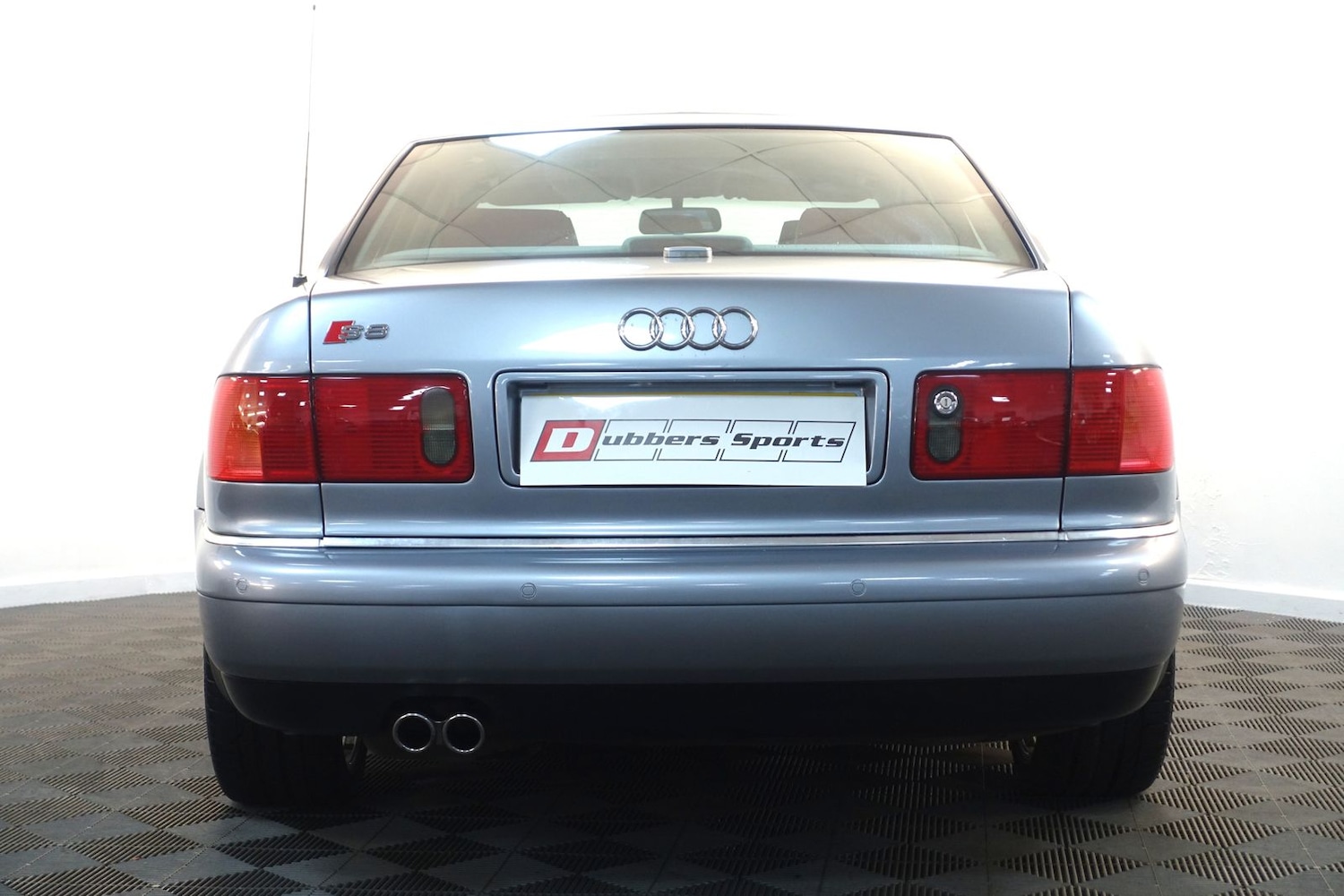Used Audi S8 2003 for sale - 76410459: Photo 100