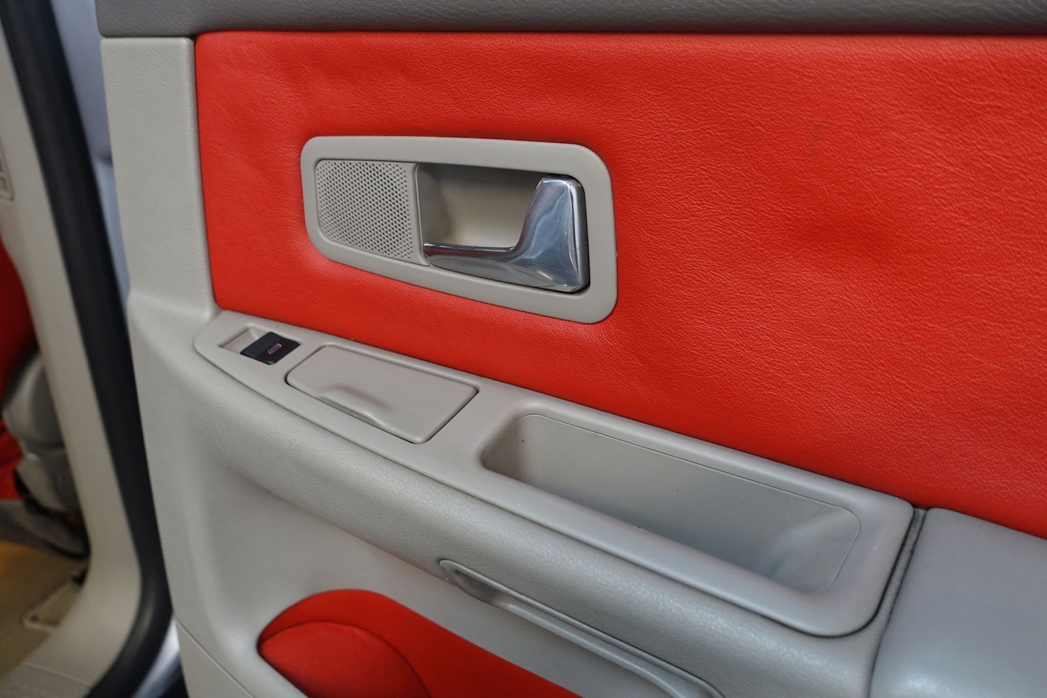 Used Audi S8 2003 for sale - 76410459: Photo 19