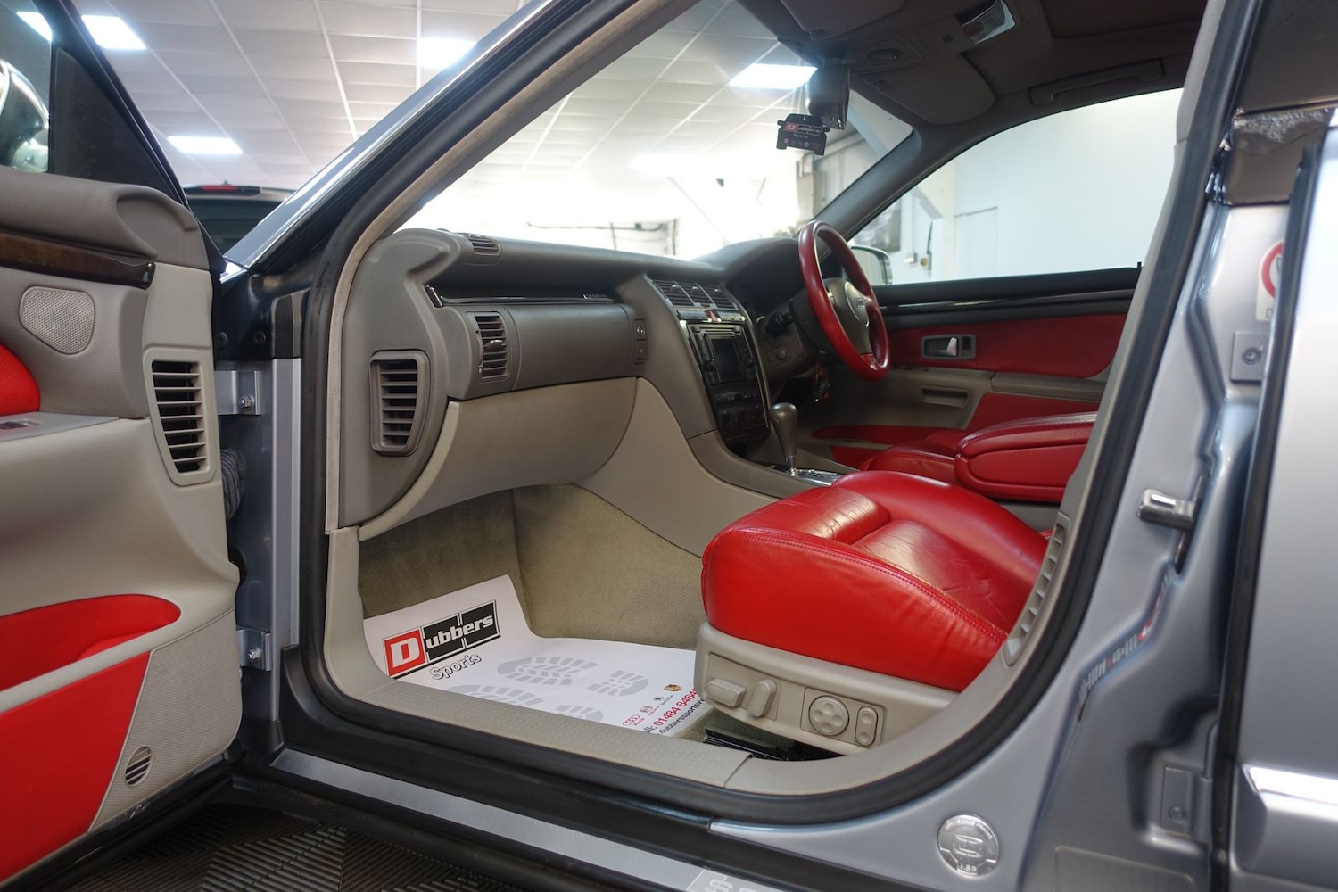 Used Audi S8 2003 for sale - 76410459: Photo 36