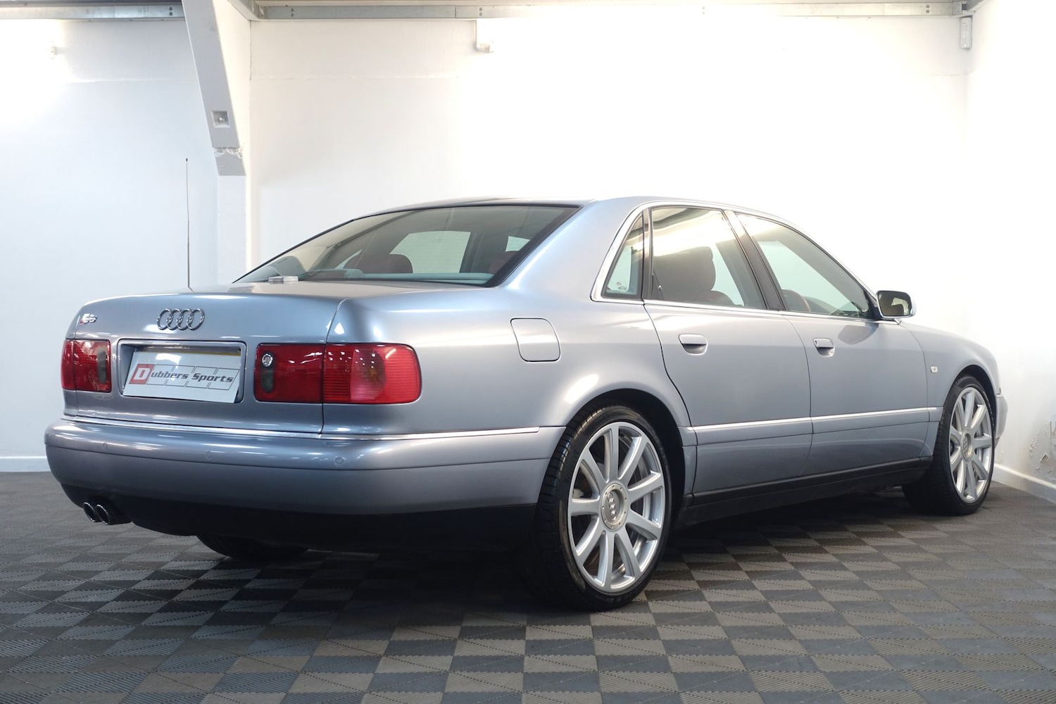 Used Audi S8 2003 for sale - 76410459: Photo 79