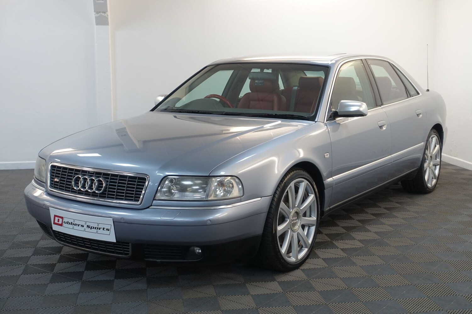 Used Audi S8 2003 for sale - 76410459: Photo 96