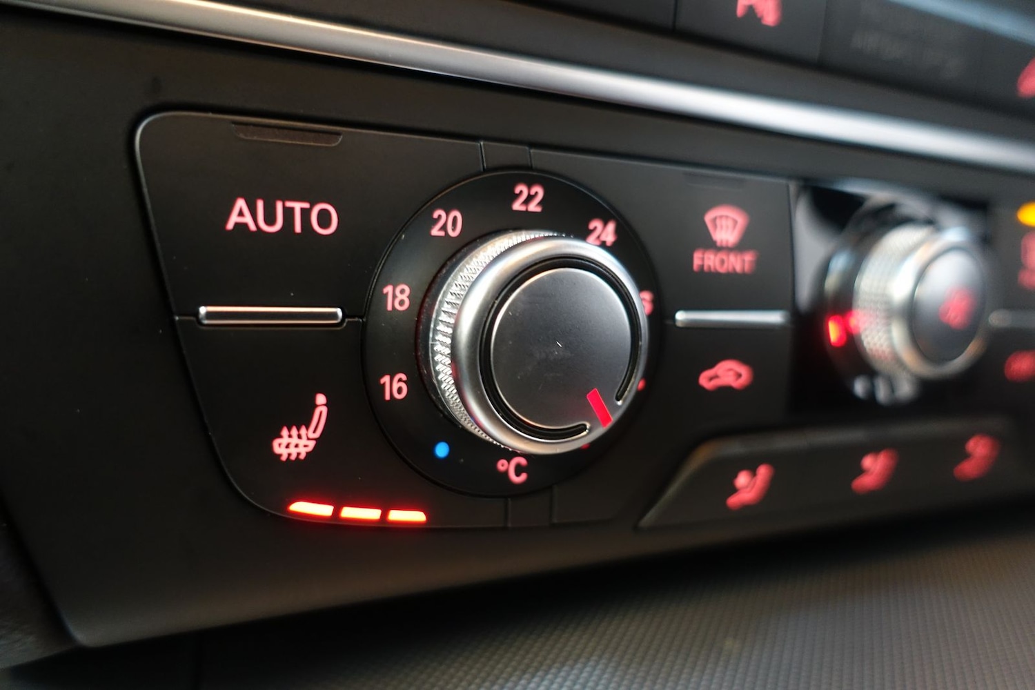 Used Audi A6 Allroad 2014 for sale - 77634716: Photo 47