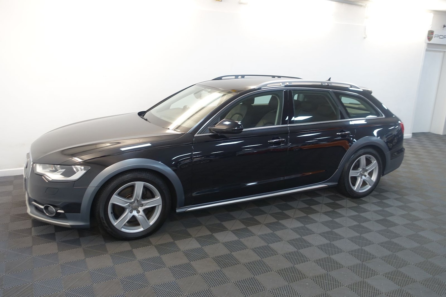 Used Audi A6 Allroad 2014 for sale - 77634716: Photo 93