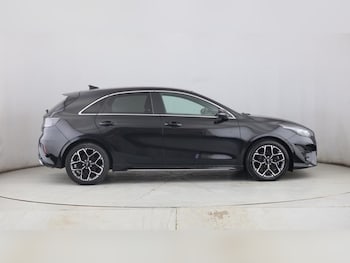 Used Kia Ceed 2025 for sale - 78760408: Photo