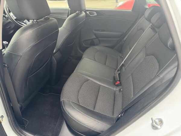 Used Kia Ceed 2018 for sale - 76079757: Photo 14