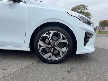 Used Kia Ceed 2018 for sale - 76079757: Photo 3
