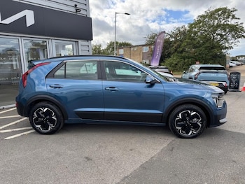 Used Kia Niro 2023 for sale - 75881002: Photo