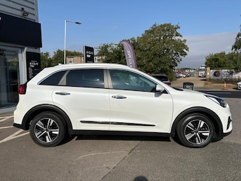Used Kia Niro 2020 for sale - 78779636: Photo