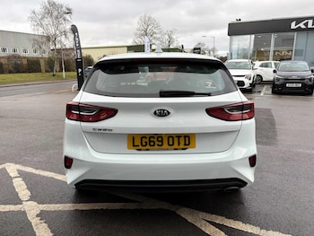 Used Kia Ceed 2019 for sale - 77354360: Photo