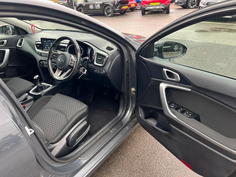 Used Kia Ceed 2019 for sale - 76400112: Photo 9