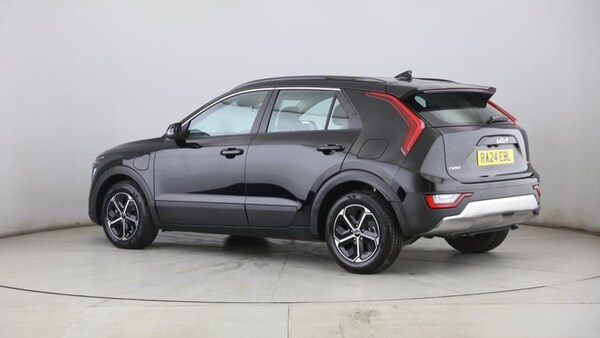Used Kia Niro 2024 for sale - 75048810: Photo 2