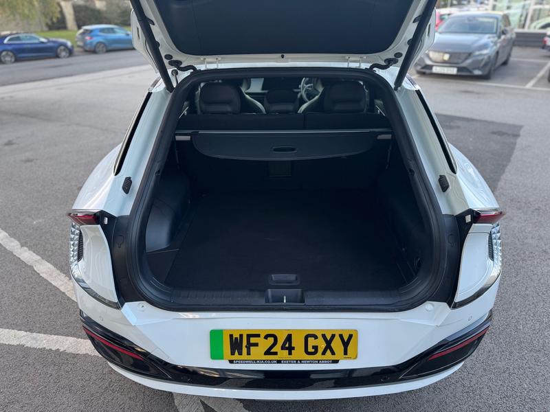 Used Kia EV6 2024 for sale - 76703153: Photo 10