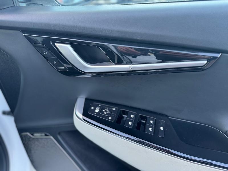 Used Kia EV6 2024 for sale - 76703153: Photo 17