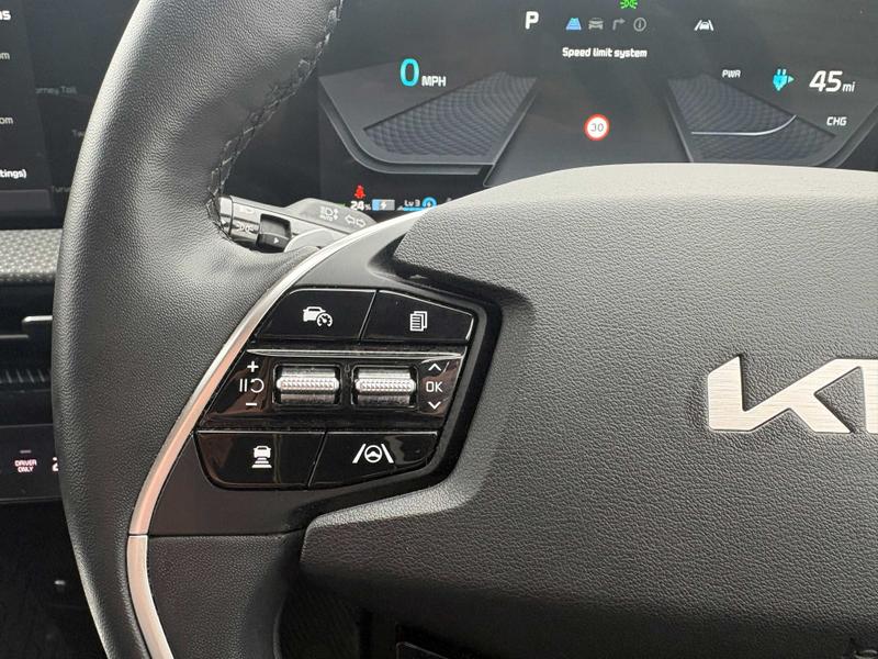 Used Kia EV6 2023 for sale - 76949047: Photo 12