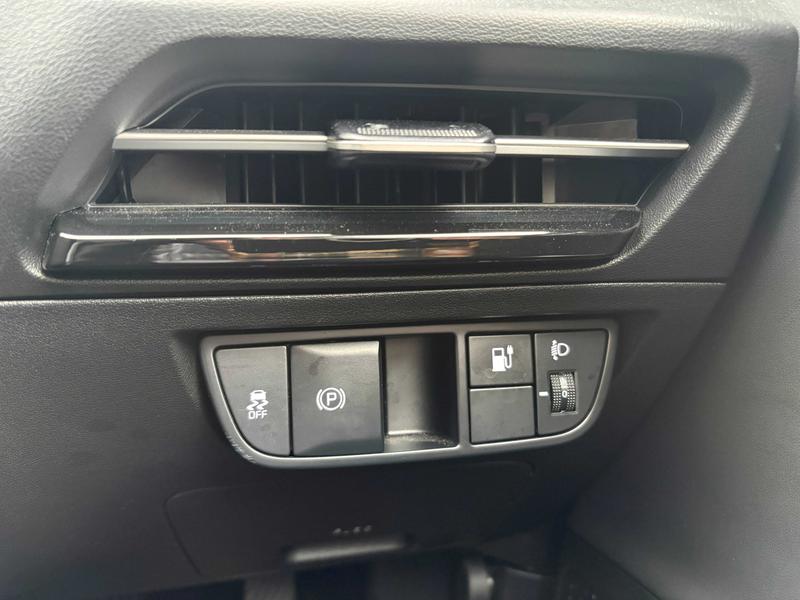 Used Kia EV6 2023 for sale - 76949047: Photo 14