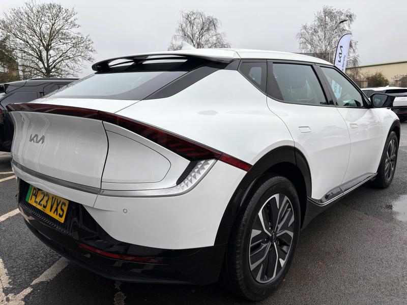 Used Kia EV6 2023 for sale - 76949047: Photo 2