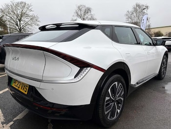 Used Kia EV6 2023 for sale - 76949047: Photo