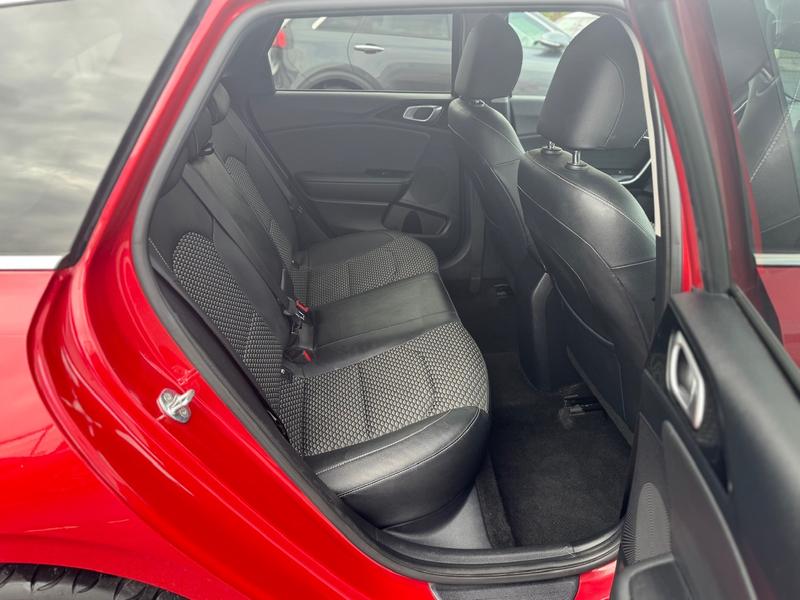 Used Kia Ceed 2022 for sale - 76355510: Photo 13