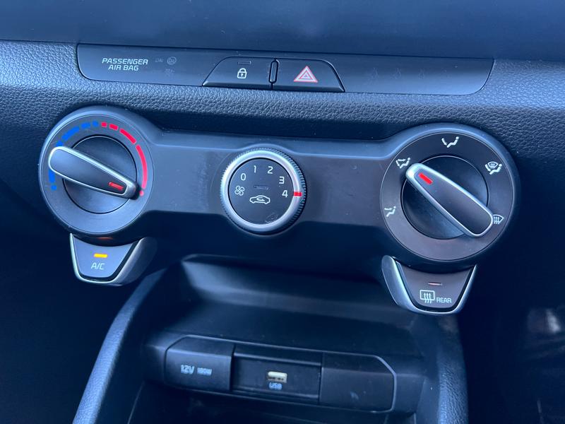 Used Kia Stonic 2023 for sale - 77079586: Photo 19