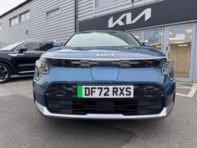 Used Kia Niro 2023 for sale - 76017178: Photo 2