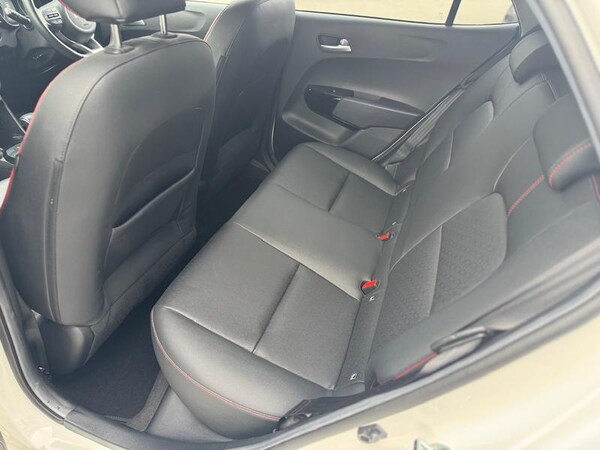 Used Kia Picanto 2023 for sale - 76222626: Photo 16