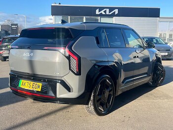 Used Kia EV3 2025 for sale - 78015253: Photo