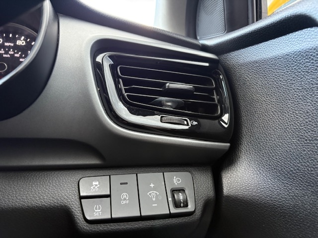 Used Kia Stonic 2023 for sale - 77691529: Photo 23