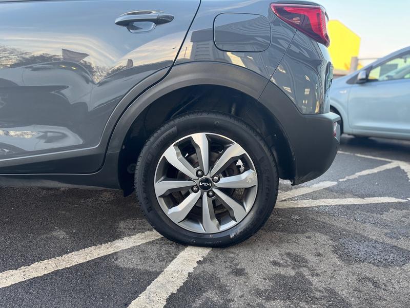 Used Kia Stonic 2022 for sale - 76580720: Photo 12