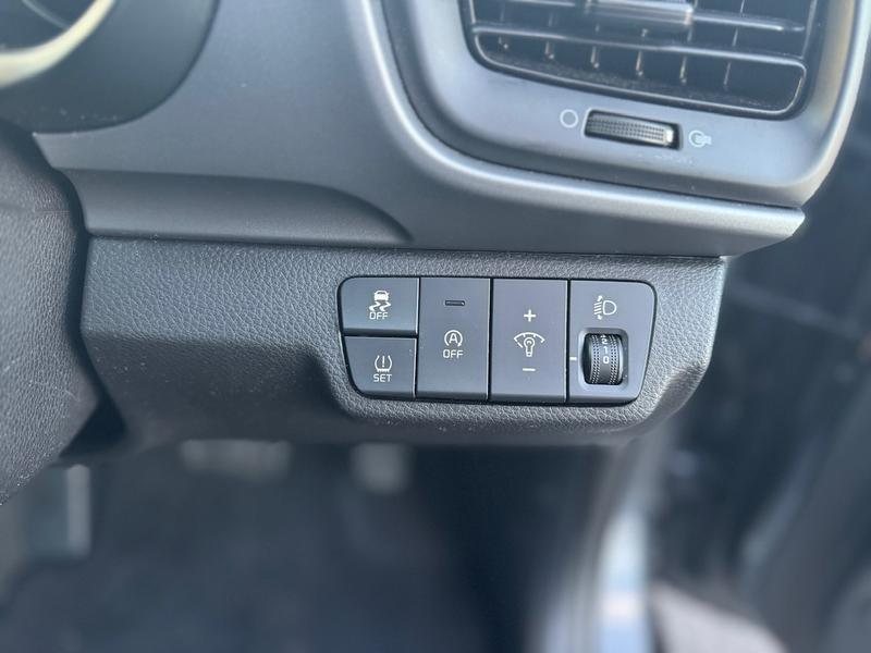 Used Kia Stonic 2022 for sale - 76580720: Photo 16