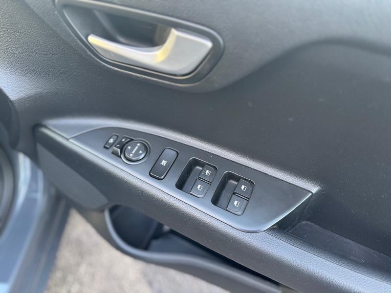 Used Kia Stonic 2022 for sale - 76580720: Photo 17