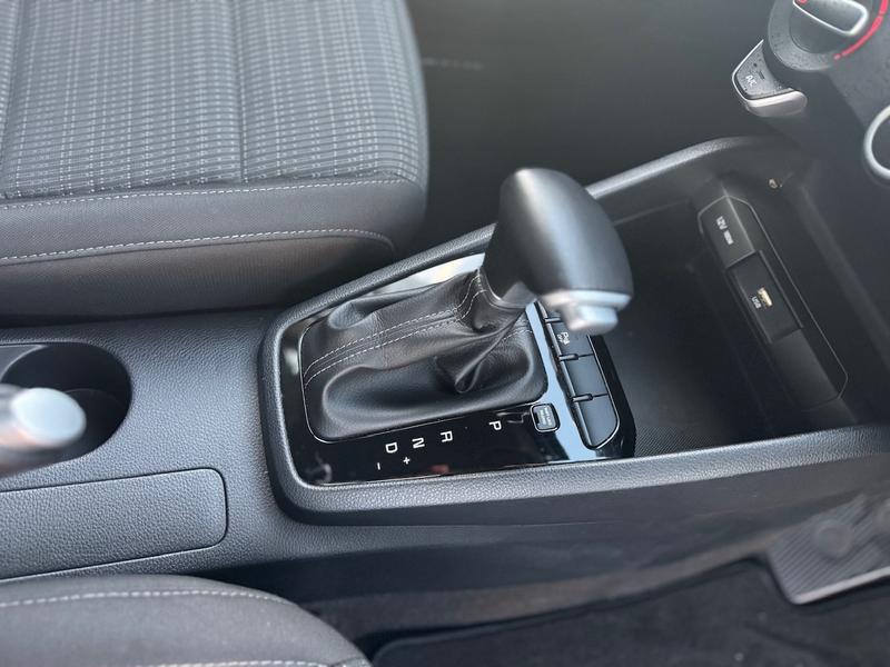 Used Kia Stonic 2022 for sale - 76580720: Photo 24