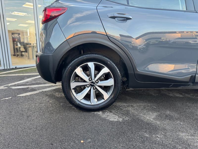 Used Kia Stonic 2022 for sale - 76580720: Photo 5