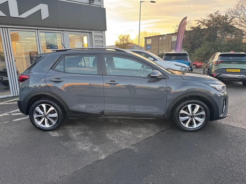 Used Kia Stonic 2022 for sale - 76580720: Photo 6