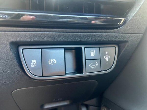 Used Kia EV6 2024 for sale - 75498739: Photo 16