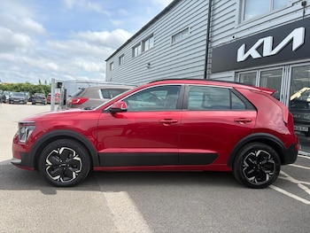 Used Kia Niro 2024 for sale - 78618530: Photo