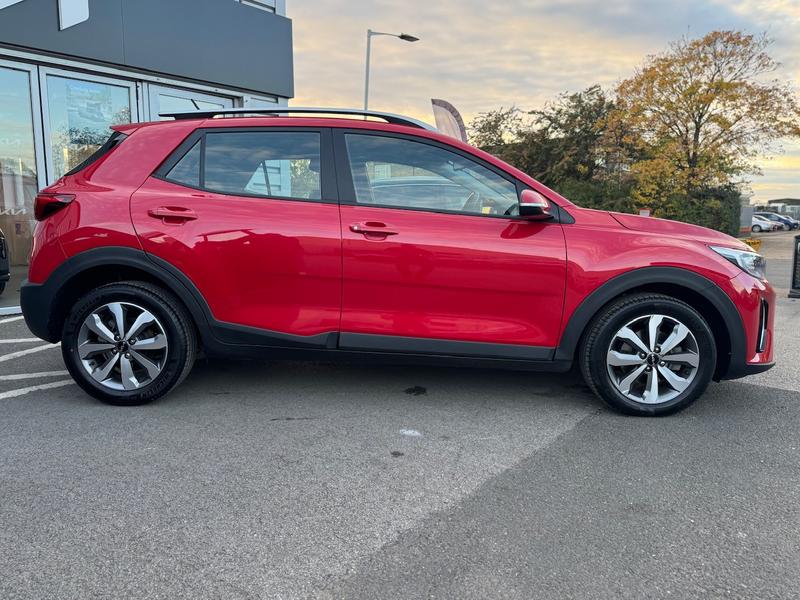Used Kia Stonic 2023 for sale - 76355507: Photo 6