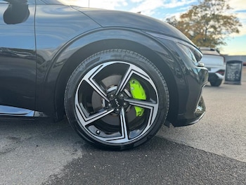 Used Kia EV6 2023 for sale - 76327761: Photo