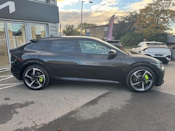 Used Kia EV6 2023 for sale - 76327761: Photo