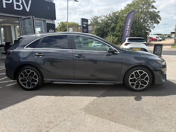 Used Kia Ceed 2022 for sale - 78912035: Photo