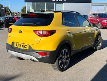 Used Kia Stonic 2019 for sale - 79500474: Photo