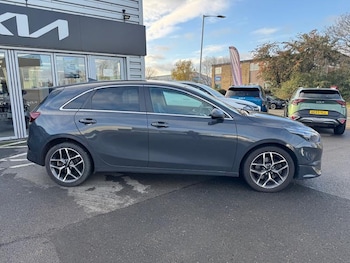 Used Kia Ceed 2022 for sale - 76649763: Photo