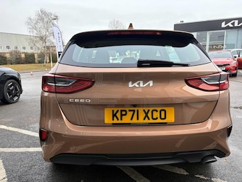 Used Kia Ceed 2021 for sale - 77061381: Photo