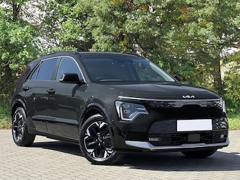 2022 - 150kW 3 65kWh 5dr Auto