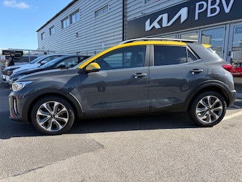 Used Kia Stonic 2023 for sale - 78262154: Photo