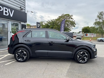 Used Kia Niro 2023 for sale - 78792231: Photo